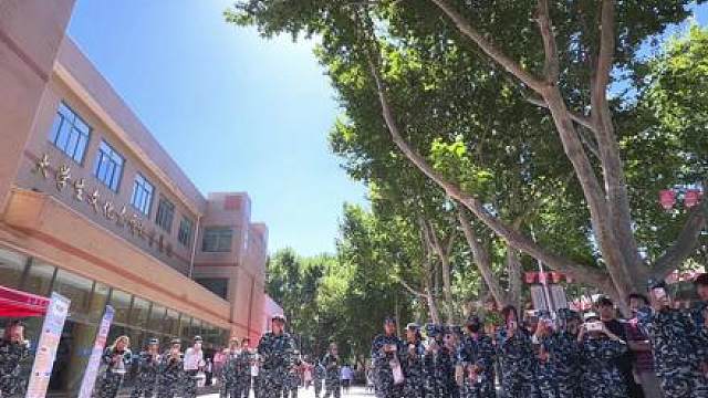 依旧马丽沈腾合唱