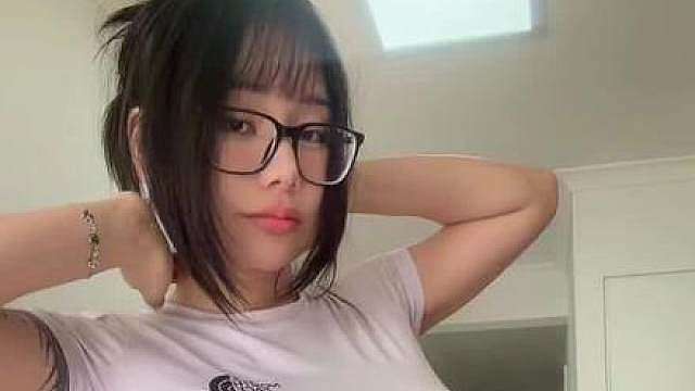Bgm像马丽和沈腾夹着嗓子唱的