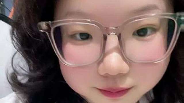 打的腿抽筋了