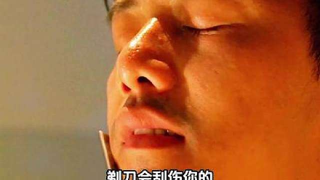 表妹为了霸占姐夫，竟然用钢钉将手掌钉在床板之上