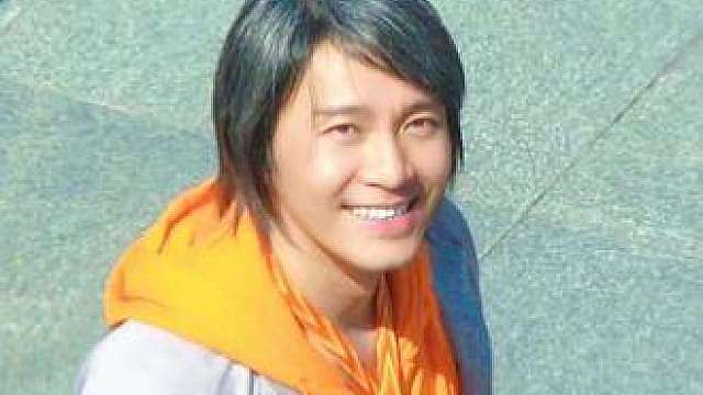 鲁豫：你很英俊 星爷毫不犹豫：对啊 对啊就是很英俊啊