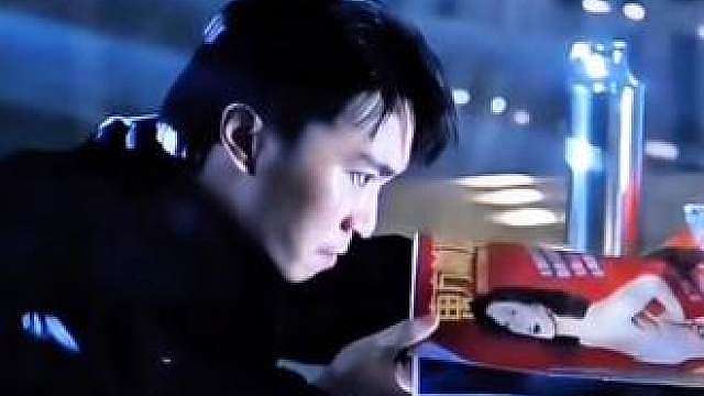 有一种演技叫：“周星驰”。
一年一影帝，百年周星驰。