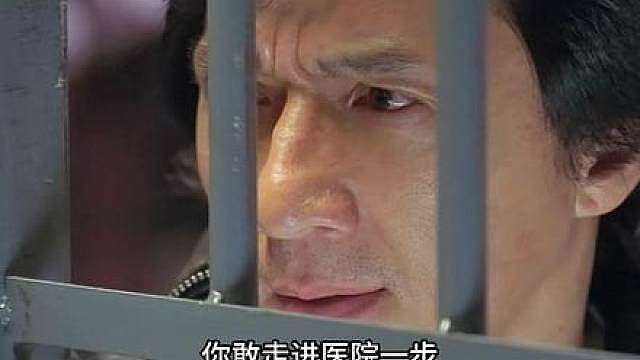 成龙经典影片！21年前的老片再看还是那么精彩，各种名场面