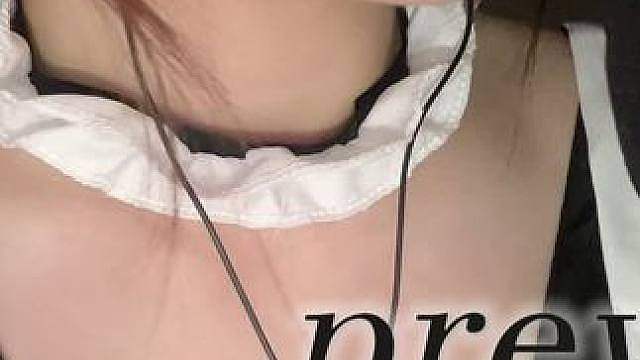 轻咬麦克风海绵 哄睡放松