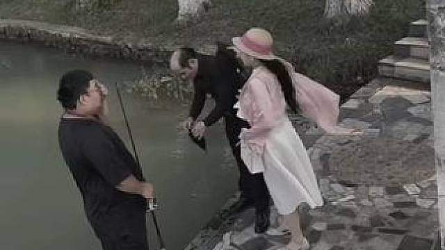 这帮钓鱼佬，除了鱼什么都能钓