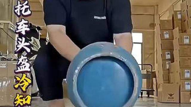 摩托车头盔冷知识：碰撞会开裂，才是它的保护机制