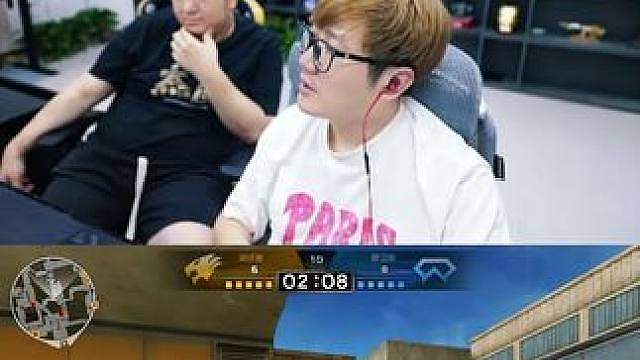 白老板谈跟旭旭宝宝老相识多年好友，宝哥不是谁都能签约的超级贵