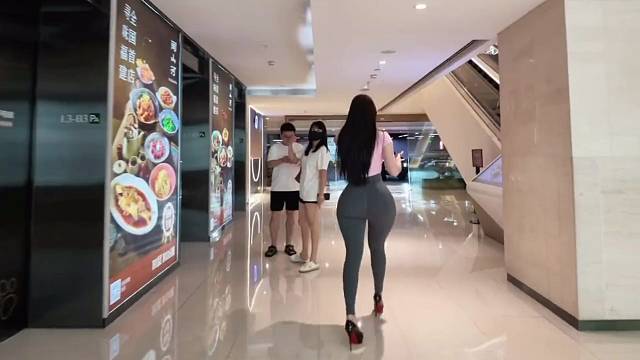 哥哥你在看什么