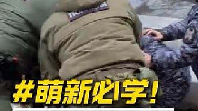 萌新必学！如何给队友起一套强劲的装备