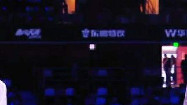 花海谈论小胖再次晋级决赛，直言小胖能进决赛自己挺为他开心的！