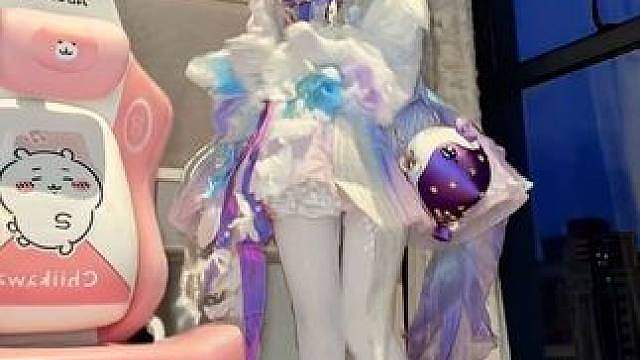 老大，我们这样装萌真的能骗到赞吗