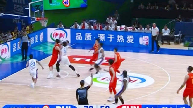 中国男篮复仇之战来了
四年前中国男篮在世界杯和亚运会连续输给菲律宾男篮
世界杯直接被克拉克森一个人打