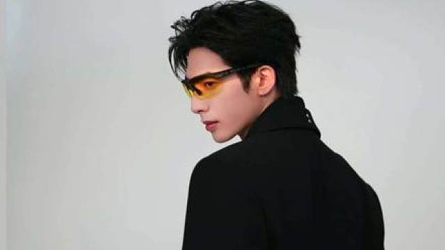 宋威龙神秘特工与骁锐特警丝滑转换 电竞男神宋威龙也是三角洲威龙/宋威龙寻找洲同学
