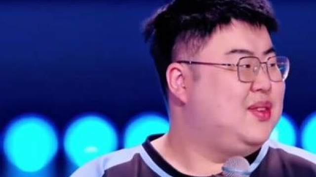 广州TTG夺冠，小胖的赛后采访，直接看哭了啊