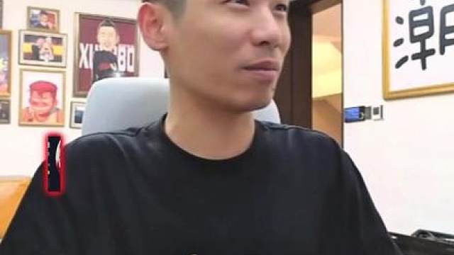 以前叫人家小甜甜，现在叫白夫人，因为玩CF有点害怕！