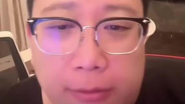 40岁胖森深夜聊比赛争议 我能力有限——