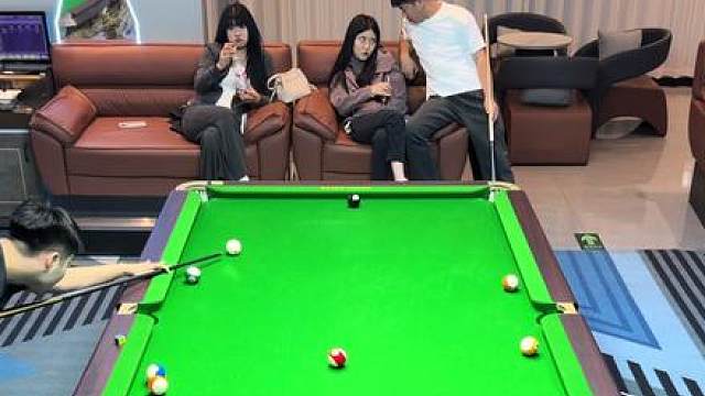 圈出你有两个死球就小力轻推养洞口的兄弟 感谢陪伴。