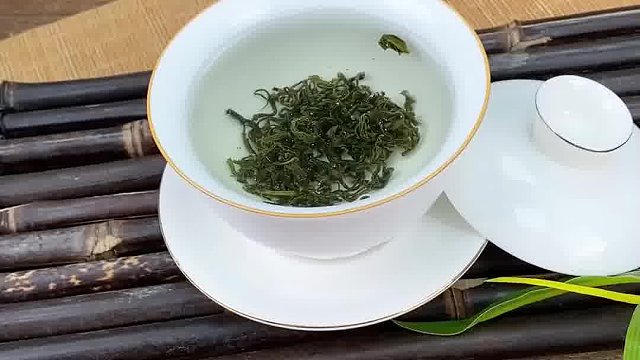 不踩雷的特产礼，崂山绿茶礼盒适配多场景。