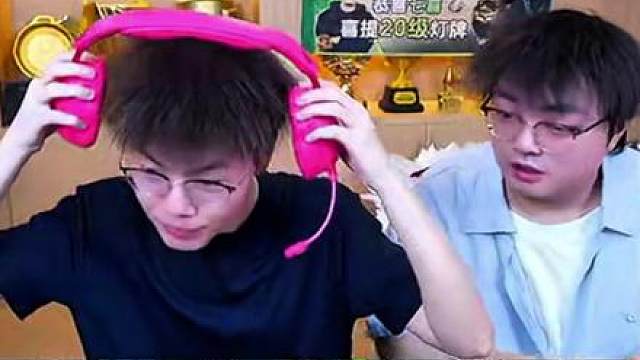 偷吃的小素 这么贪吃的小素谁不想养一只
