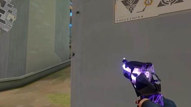 我发誓成为无畏契约的天才少女 挡在残血的你身前1v5然后淡定的开麦说别怕有我在