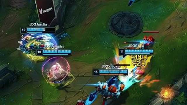 【高光时刻】 TheShy肉身挡球借敌逃生