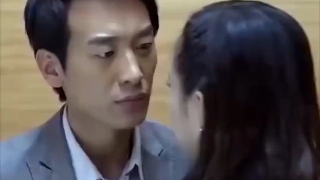 公司里这么放肆