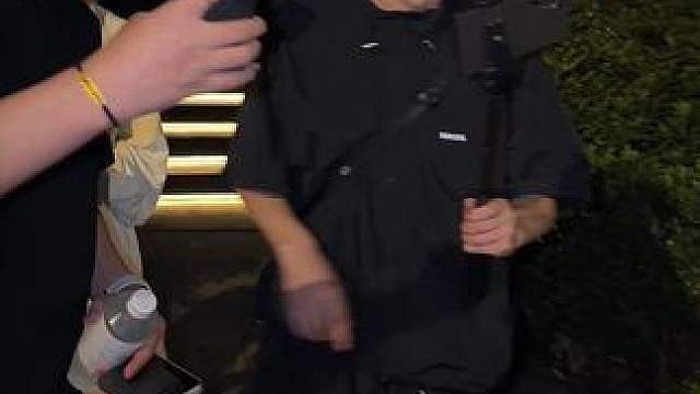 松弛感穿搭 怎么拍都好看