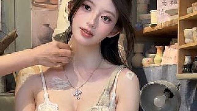 陶艺少女