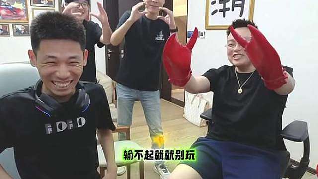 旭旭宝宝CF狙击争霸赛擂主介绍