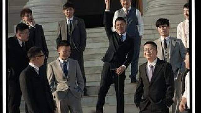 宝哥看高兴了！