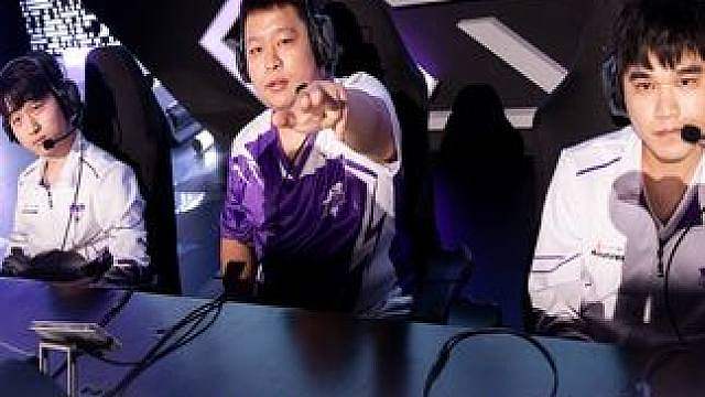 【2026S联赛秋季赛第一赛段】第一周第一日第四场组队道具赛
RSG vs XROCK
第八局：秋之