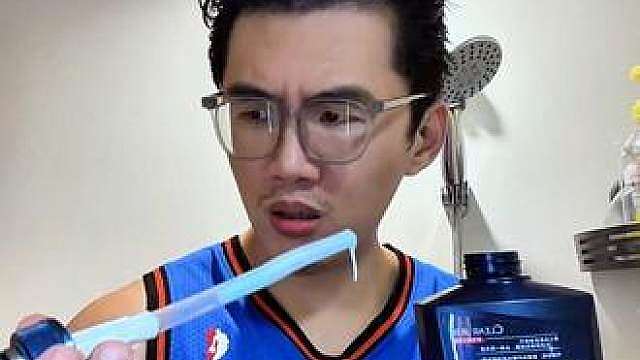 健身搭子进步太快？ 原因是增肌沐浴露？
