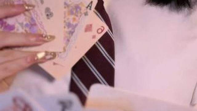 挑战只用一副扑克牌做出惊为天人的「专注力测试」！
