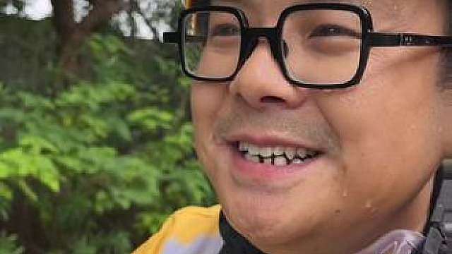 骑手的微笑