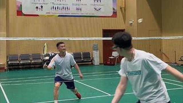 《功夫羽毛球？》