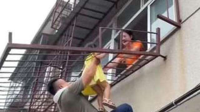危险动作要远离