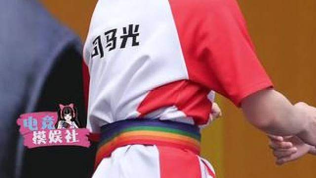 竞男驯服四肢计划