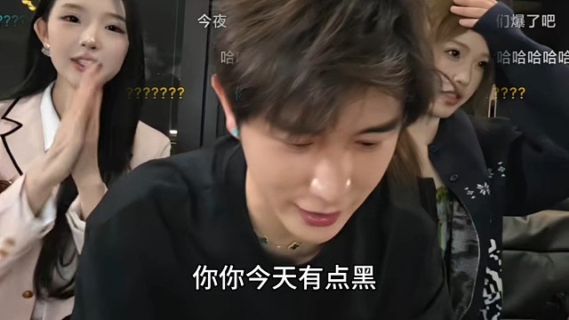 童锦程说壮壮唱歌水平一般，让图一一来就知道音响对不对了