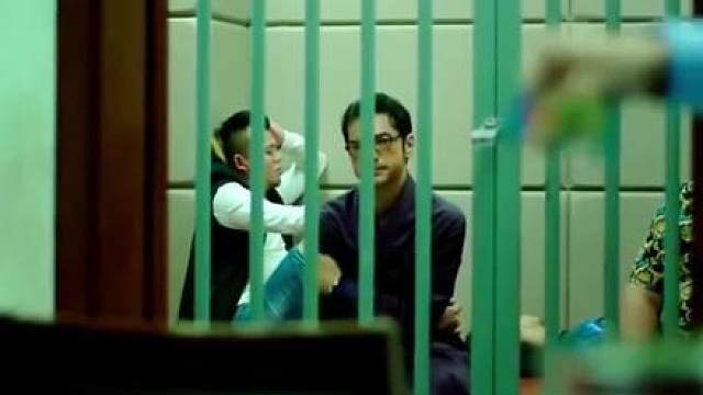 和金城武学泡面