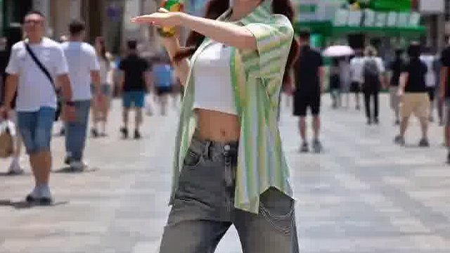 冰镇雪碧配酷girl 这个夏天就是要爽！