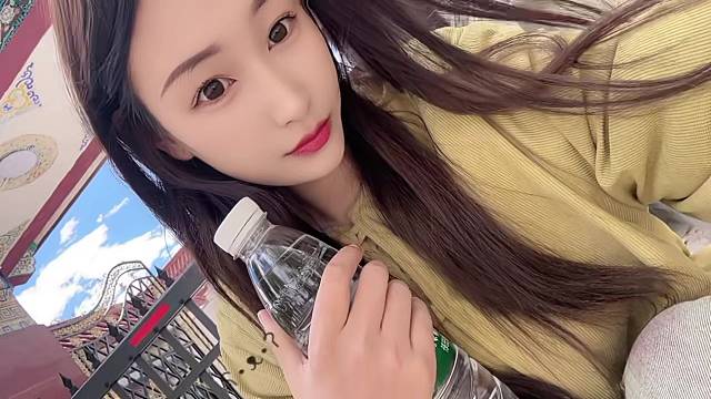 好无聊呀、有没有一起打王者的小哥哥
