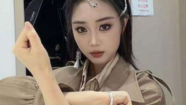 吃鸡手势舞挑战