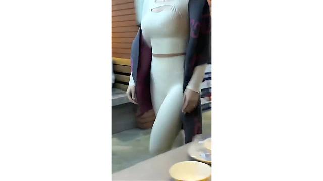 眼睛都直了