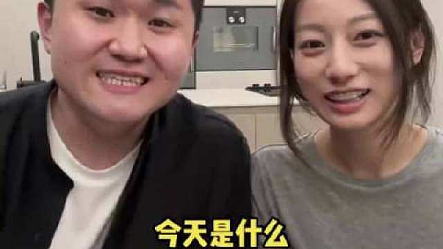 谁能想到，一条轻飘飘的点赞，就消解了在网络里蔓延许久的捕风捉影。

张百乔更新短视频，评论区一句调侃