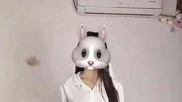 《和平精英》吃鸡手势舞谁来救救我