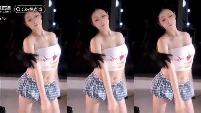 双马尾小太妹