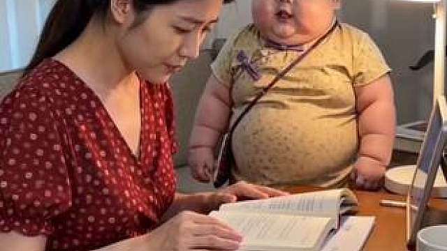 小胖串四大名著