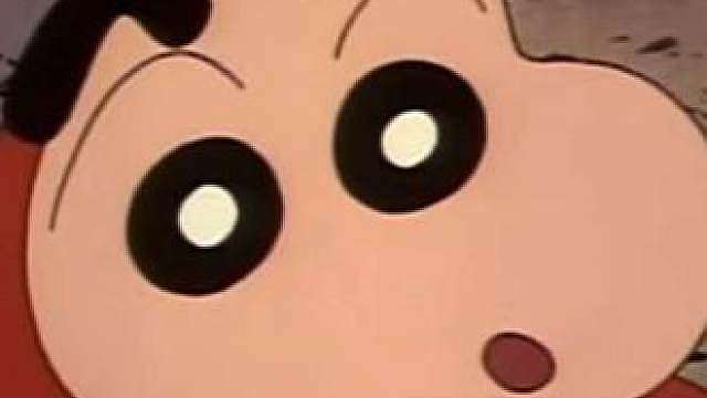 妮妮 有沙子跑进眼睛里啊