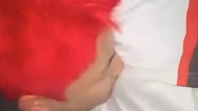 苏弟被蛋神抱起！蛋神直接猛吸牛人屁股