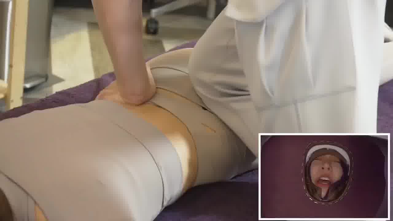 给美女按摩